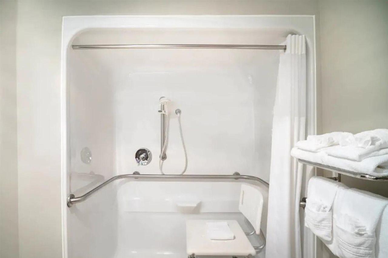 Microtel Inn & Suites By Wyndham Nashville Bagian luar foto