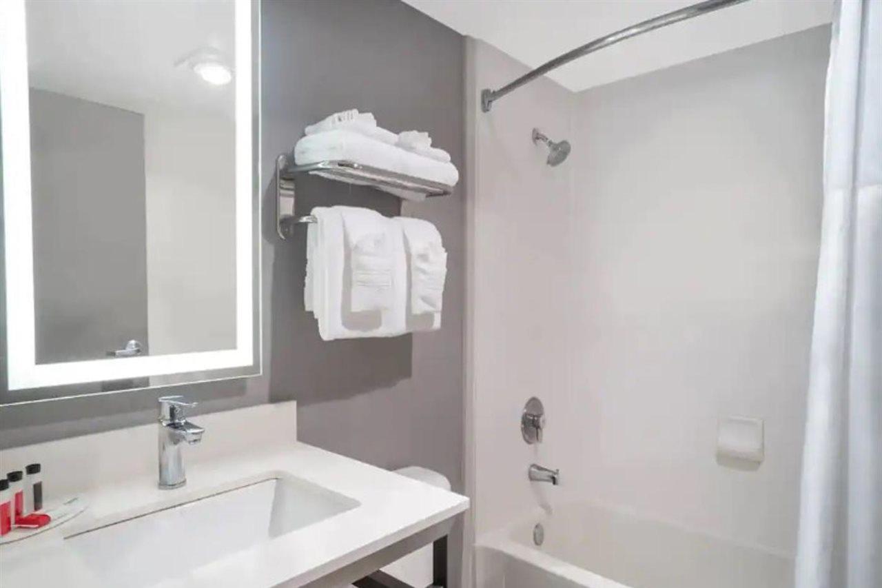 Microtel Inn & Suites By Wyndham Nashville Bagian luar foto