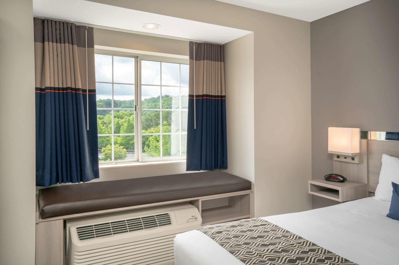 Microtel Inn & Suites By Wyndham Nashville Bagian luar foto