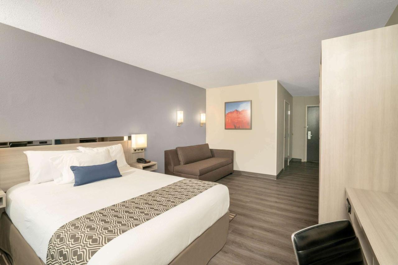 Microtel Inn & Suites By Wyndham Nashville Bagian luar foto