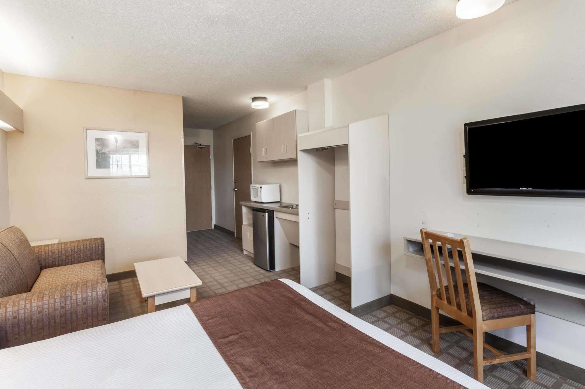 Microtel Inn & Suites By Wyndham Nashville Bagian luar foto